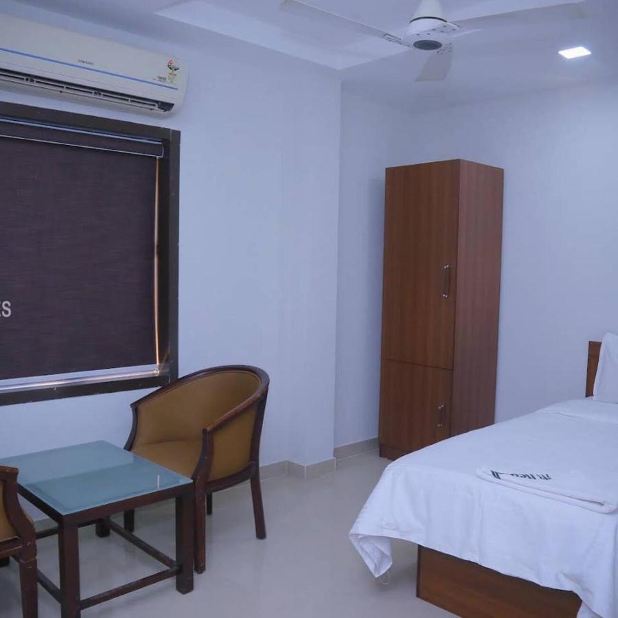 Redbell Suites Malapuram Malappuram Zewnętrze zdjęcie