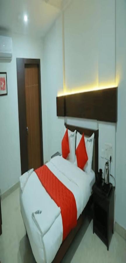 Redbell Suites Malapuram Malappuram Zewnętrze zdjęcie